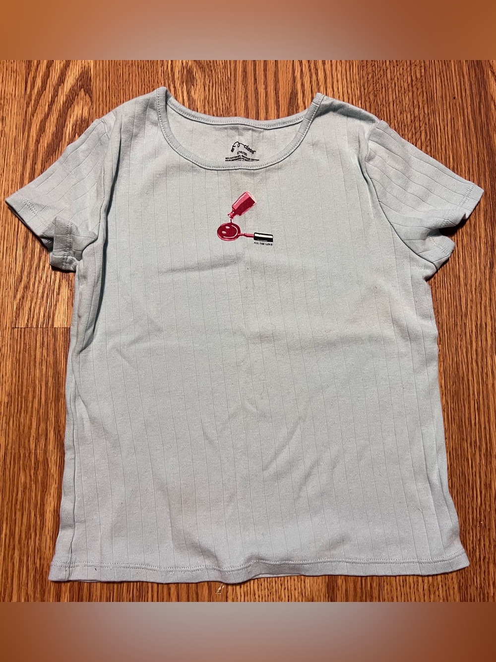art class Light Blue Short Sleeve Tee with Pink Nail Polish Graphic Sz large